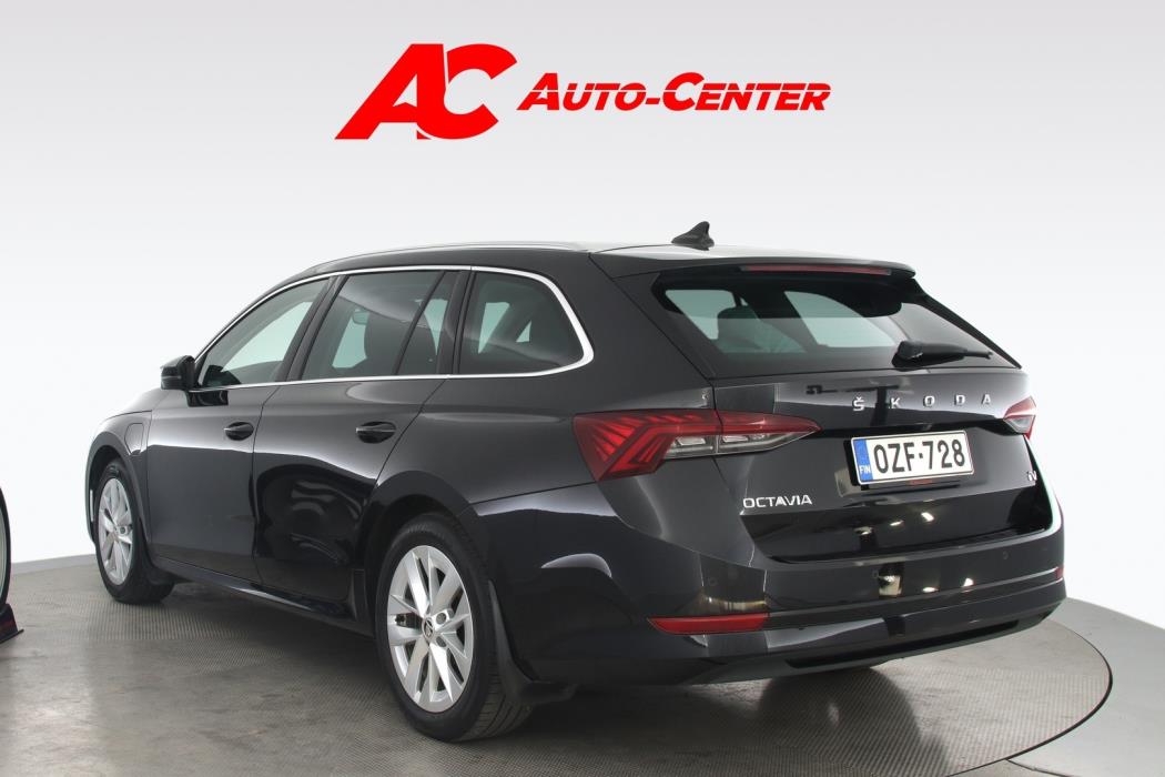 SKODA Octavia 2021