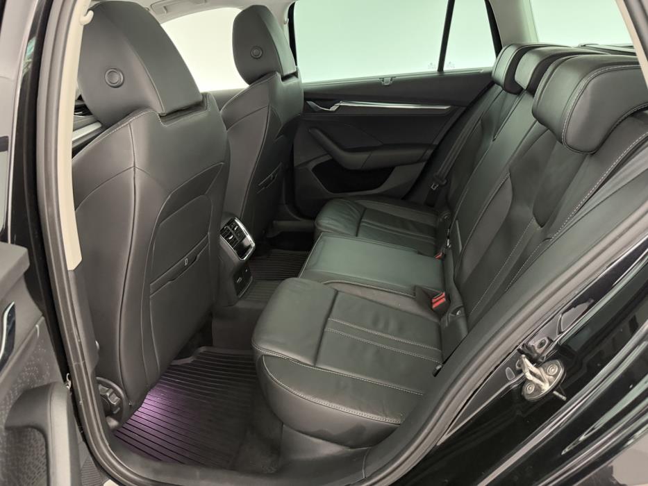 SKODA Octavia 2021