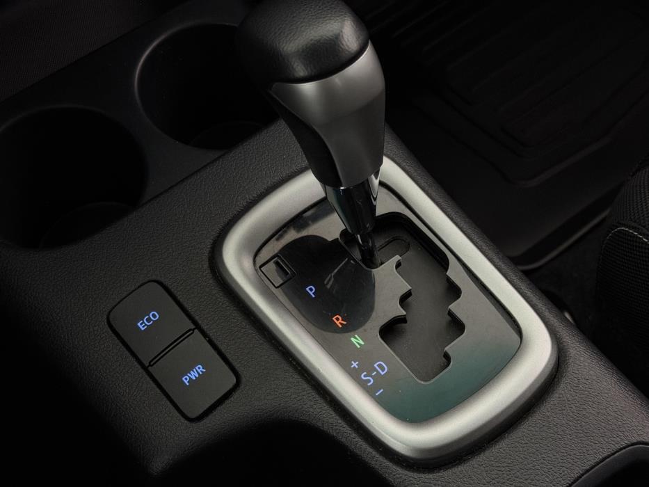 TOYOTA Hilux 2023