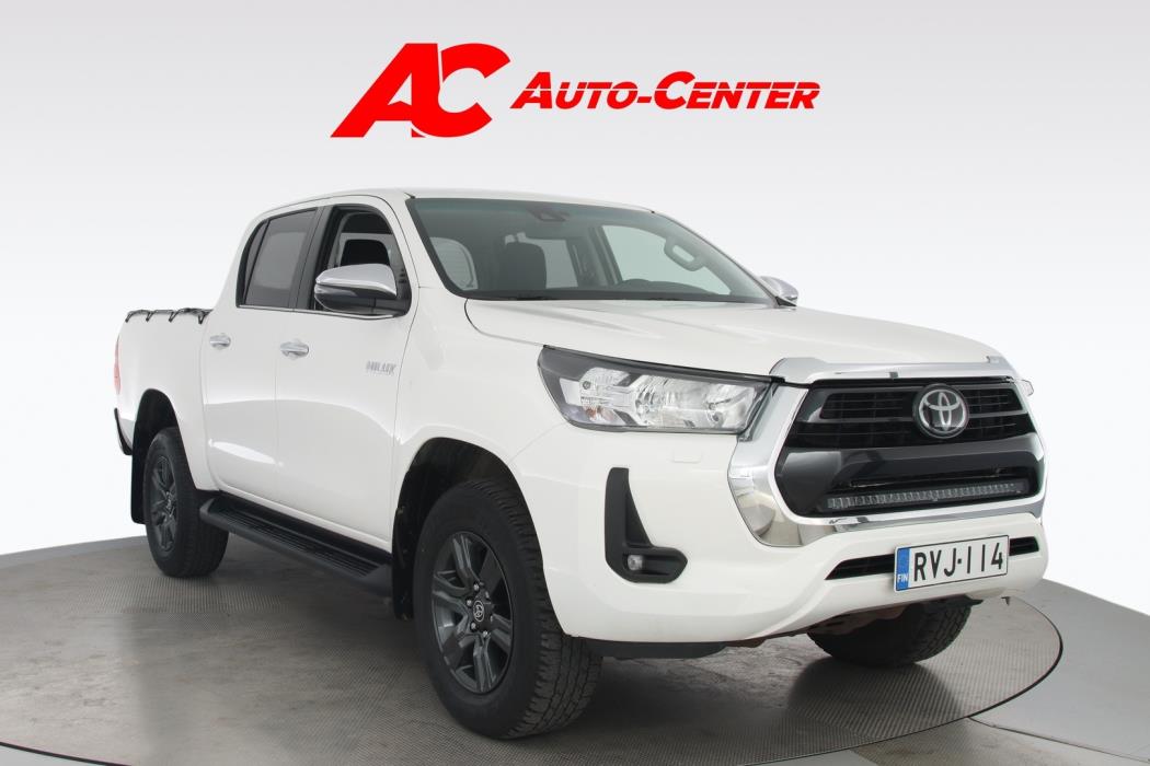 TOYOTA Hilux 2023