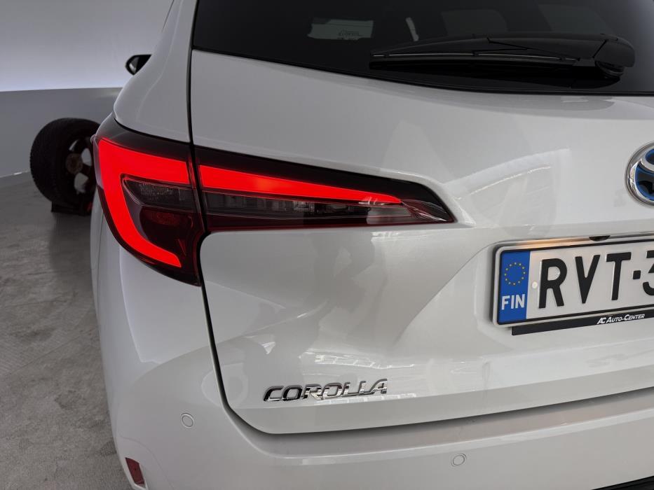 TOYOTA Corolla 2024