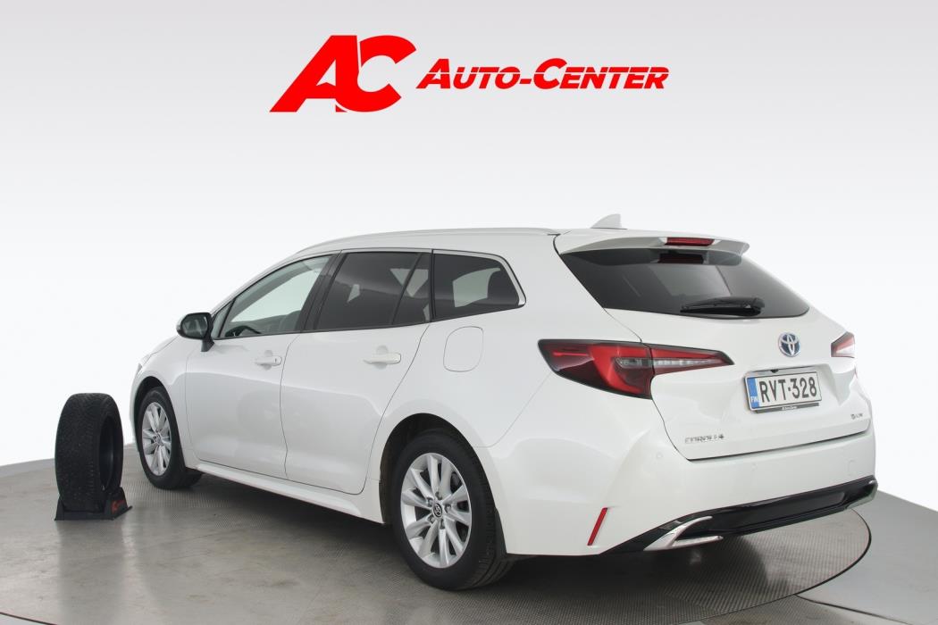 TOYOTA Corolla 2024