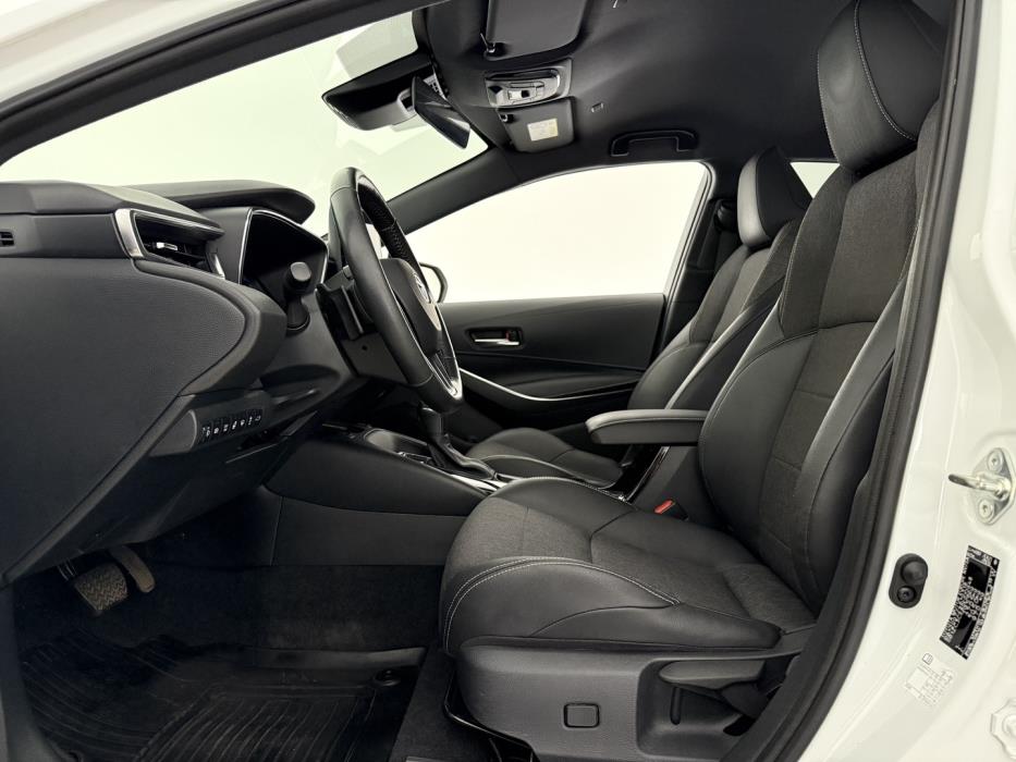 TOYOTA Corolla 2024