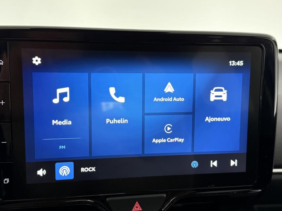 TOYOTA Yaris 2024