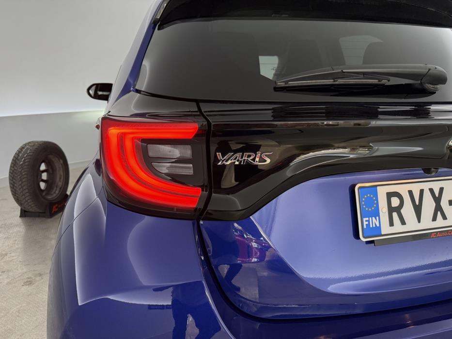 TOYOTA Yaris 2024