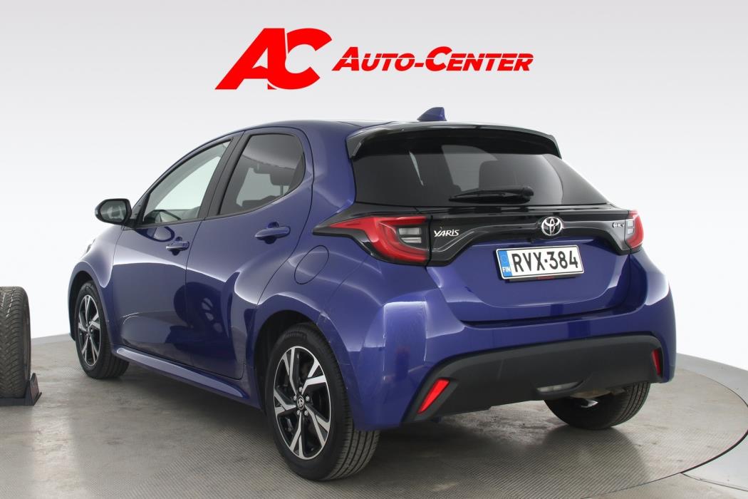 TOYOTA Yaris 2024