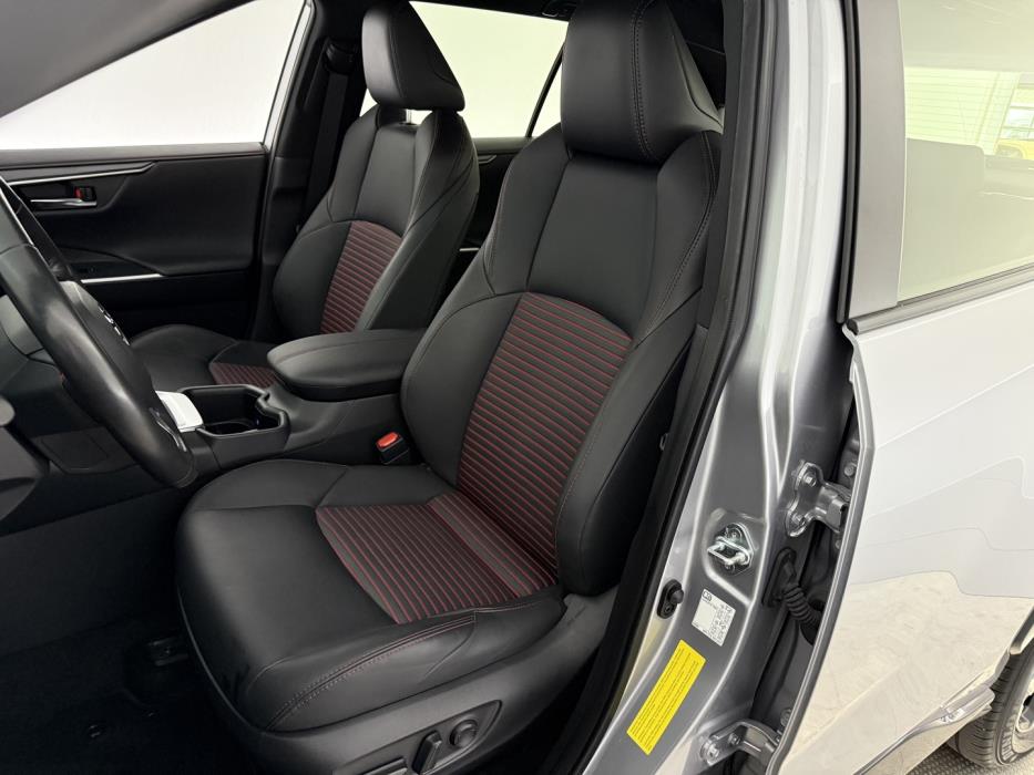 TOYOTA RAV4 Plug-in 2023