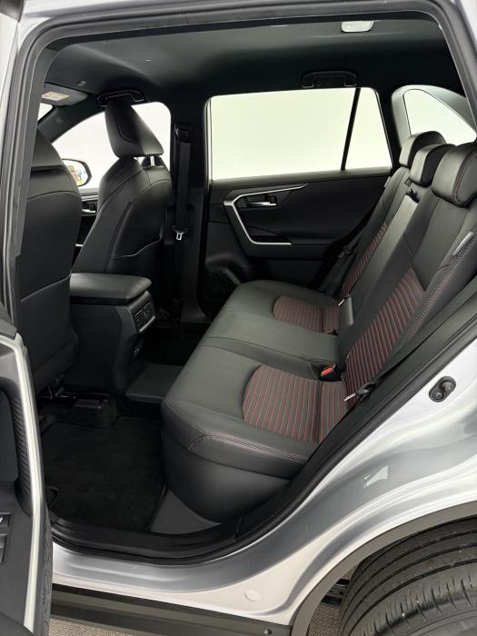 TOYOTA RAV4 Plug-in 2023