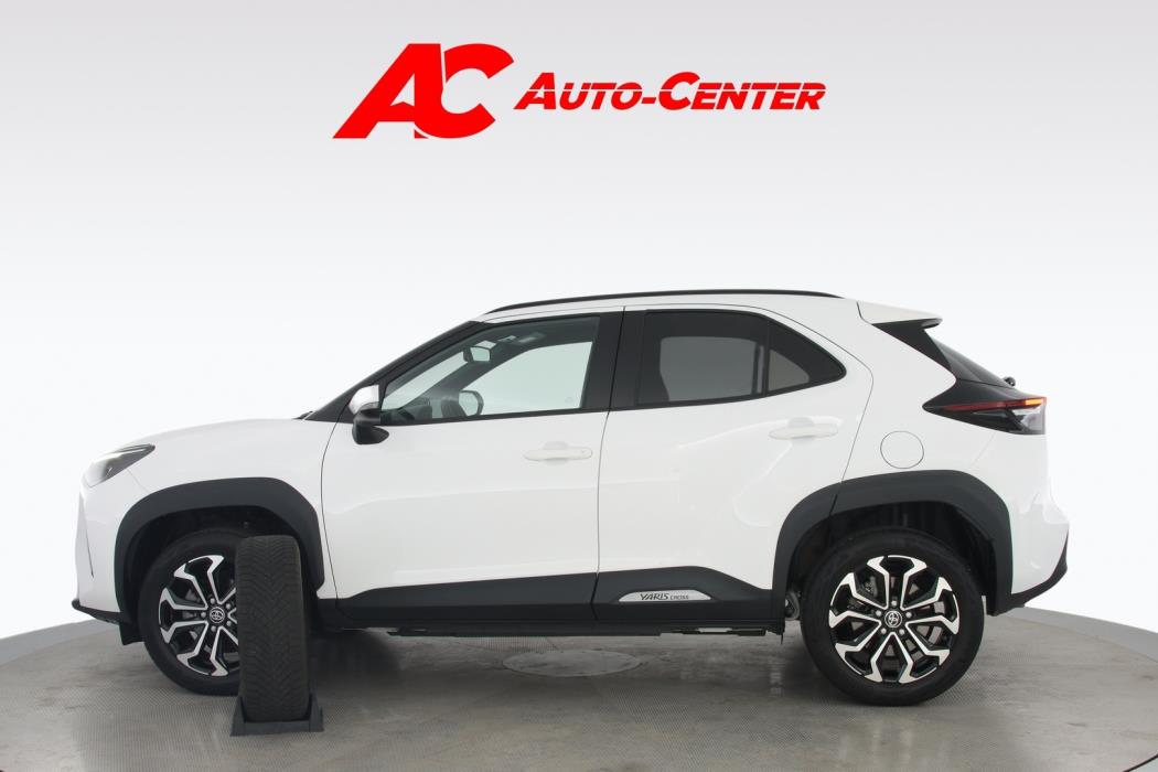 TOYOTA Yaris Cross 2025