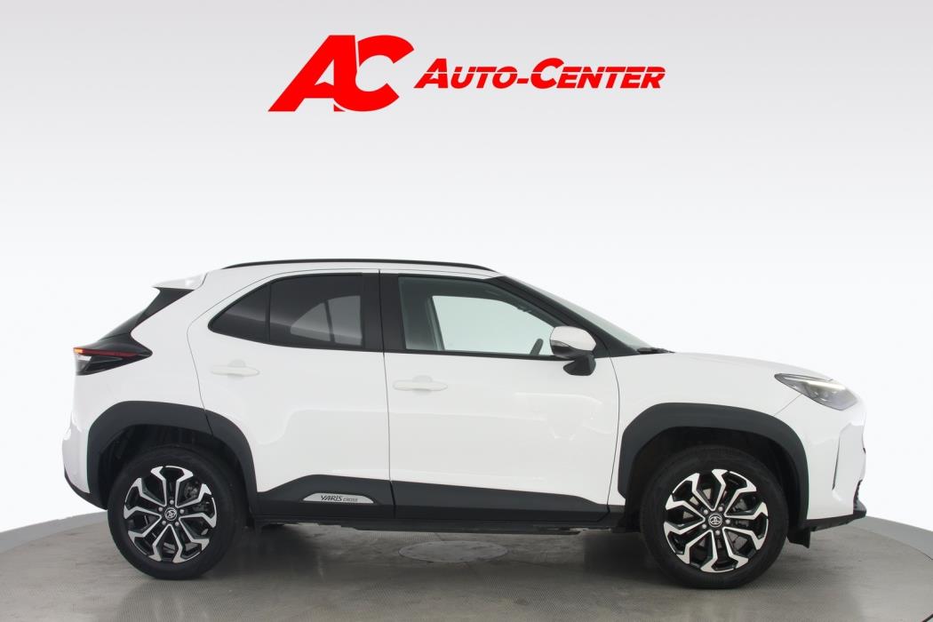 TOYOTA Yaris Cross 2025