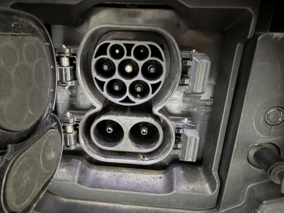 TOYOTA bZ4X 2025