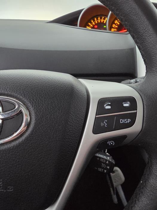TOYOTA Verso 2011