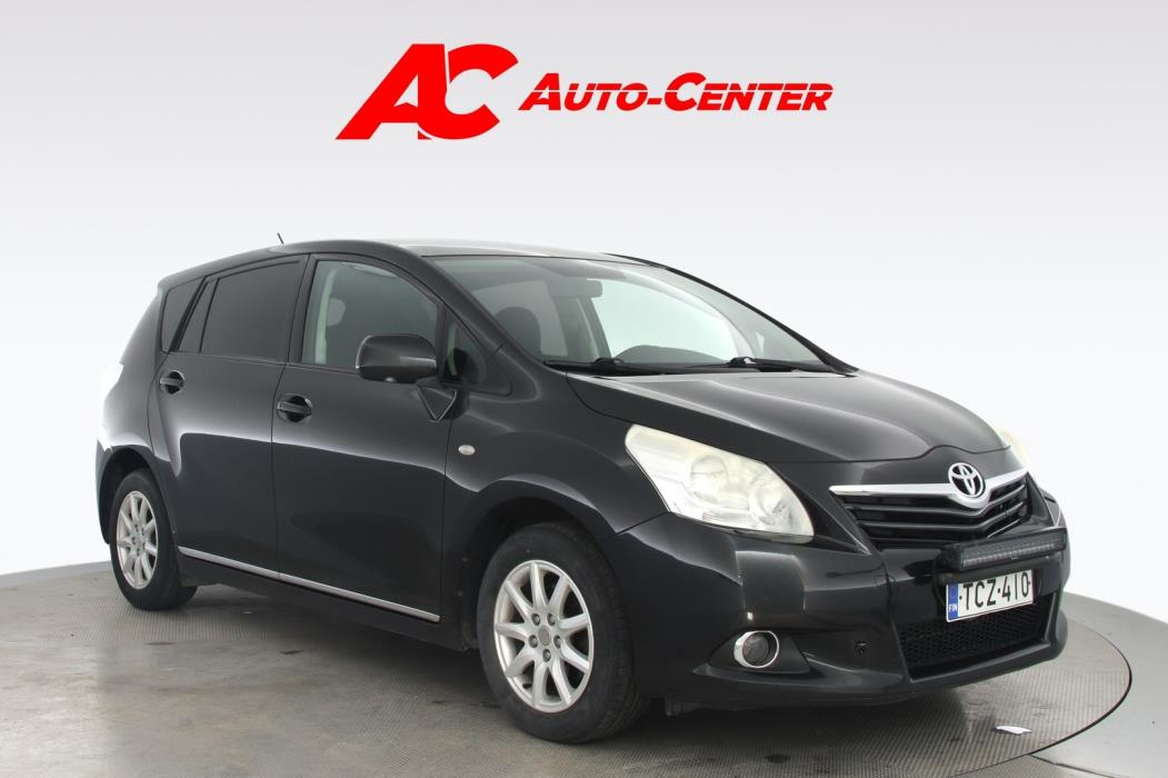 TOYOTA Verso 2011