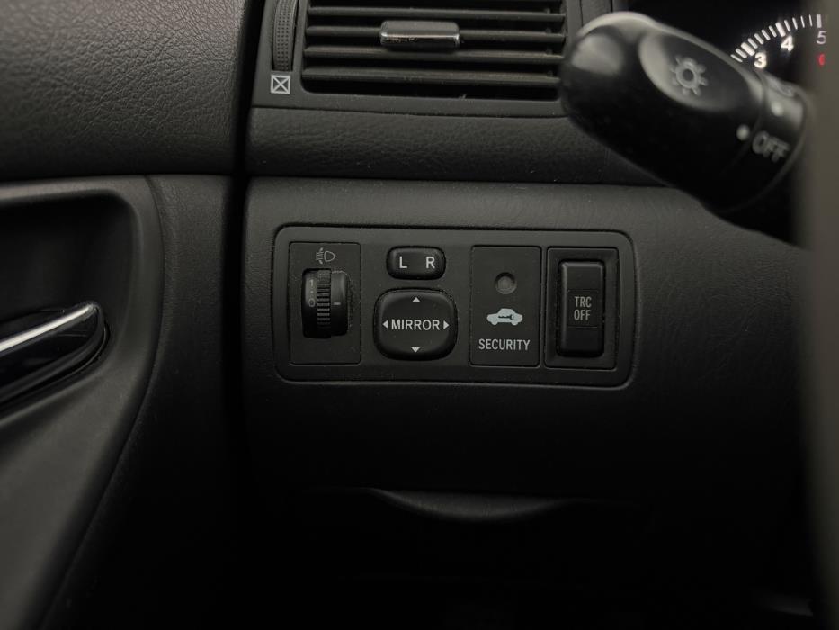 TOYOTA Corolla 2007