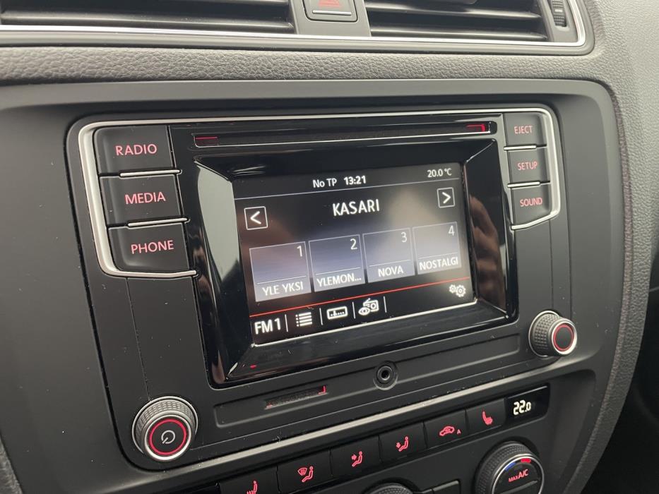 VOLKSWAGEN Jetta 2017