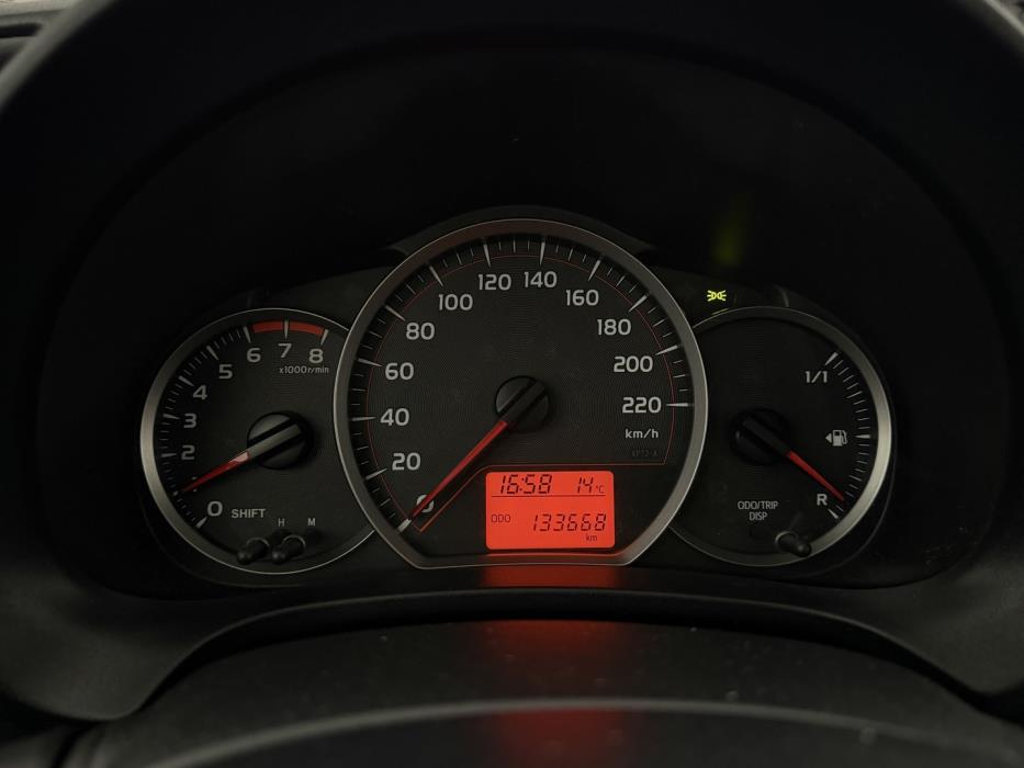 TOYOTA Yaris 2012