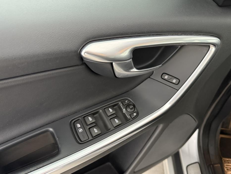 VOLVO XC60 2014