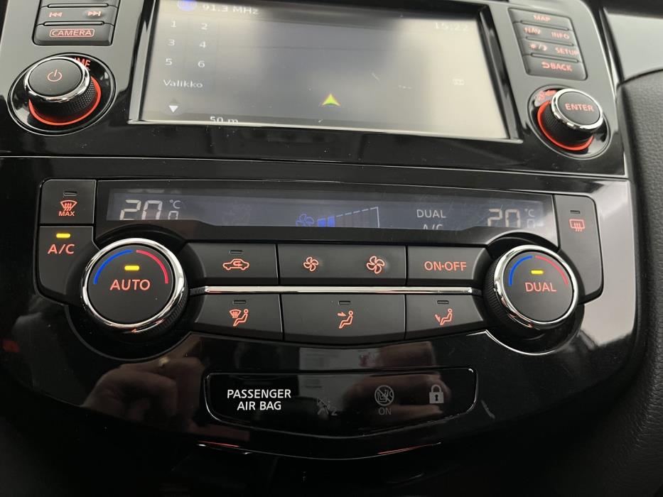 NISSAN Qashqai 2015