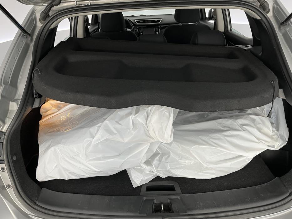 NISSAN Qashqai 2015