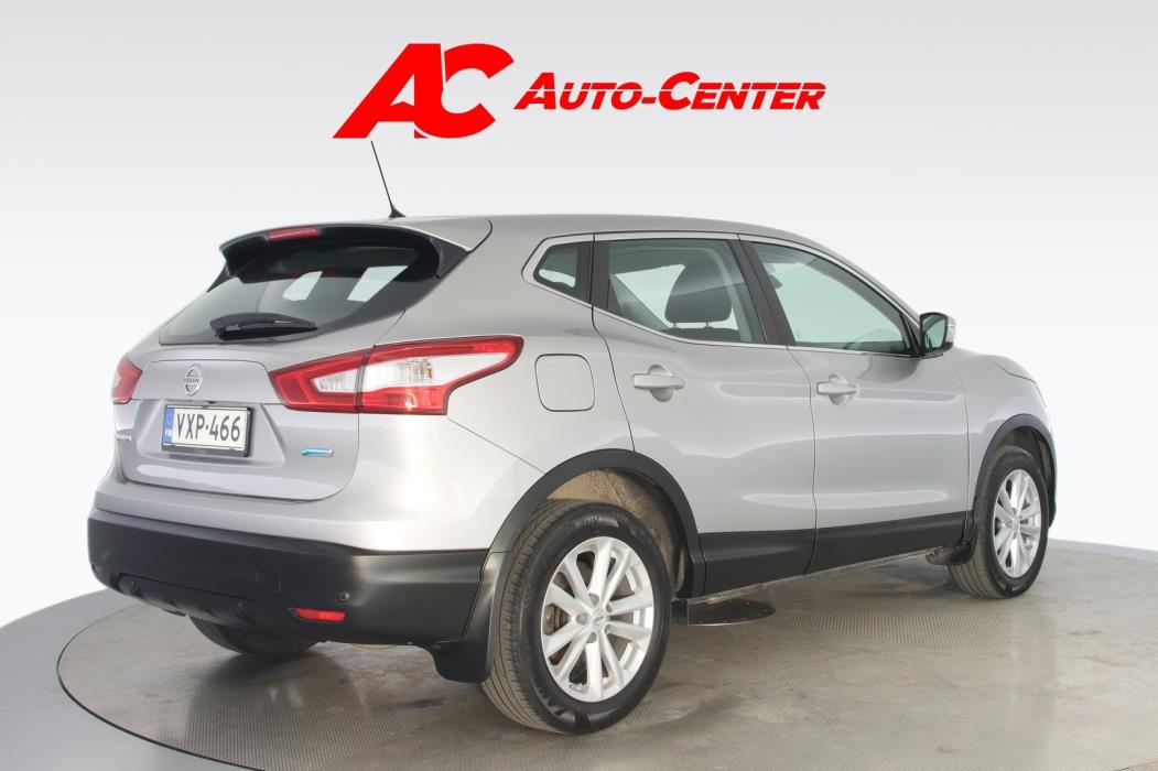 NISSAN Qashqai 2015