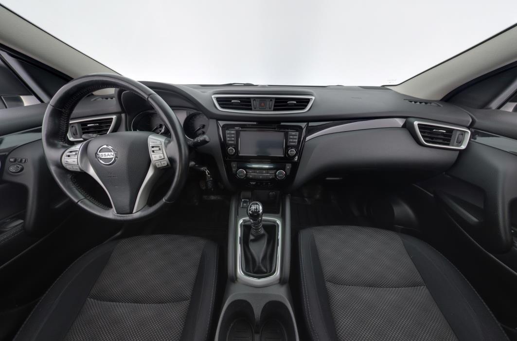 NISSAN Qashqai 2015