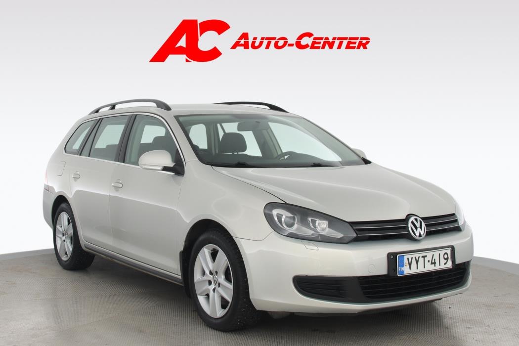 VOLKSWAGEN Golf 2010