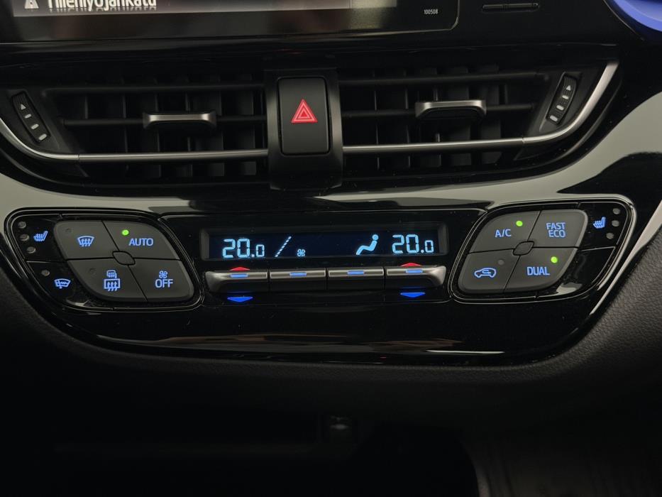 TOYOTA C-HR 2017