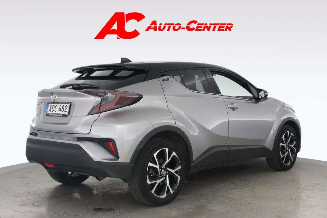 TOYOTA C-HR 2017