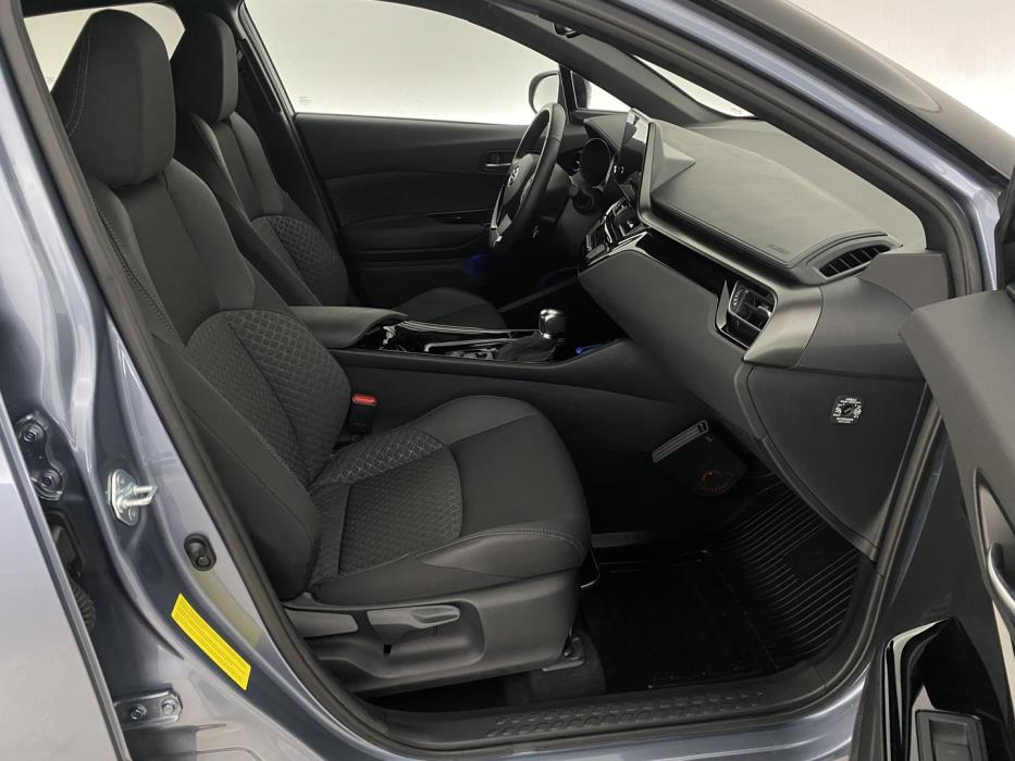 TOYOTA C-HR 2022