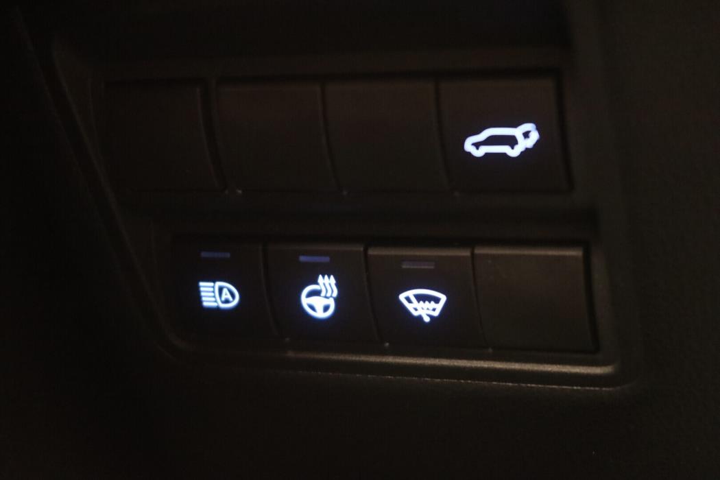 TOYOTA Yaris Cross 2024