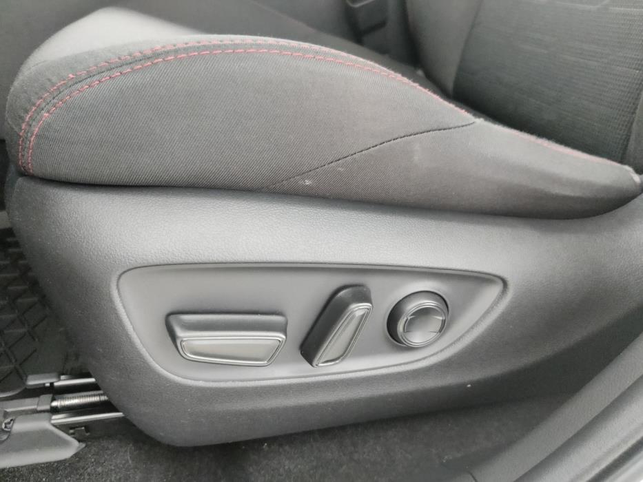 TOYOTA RAV4 Plug-in 2024