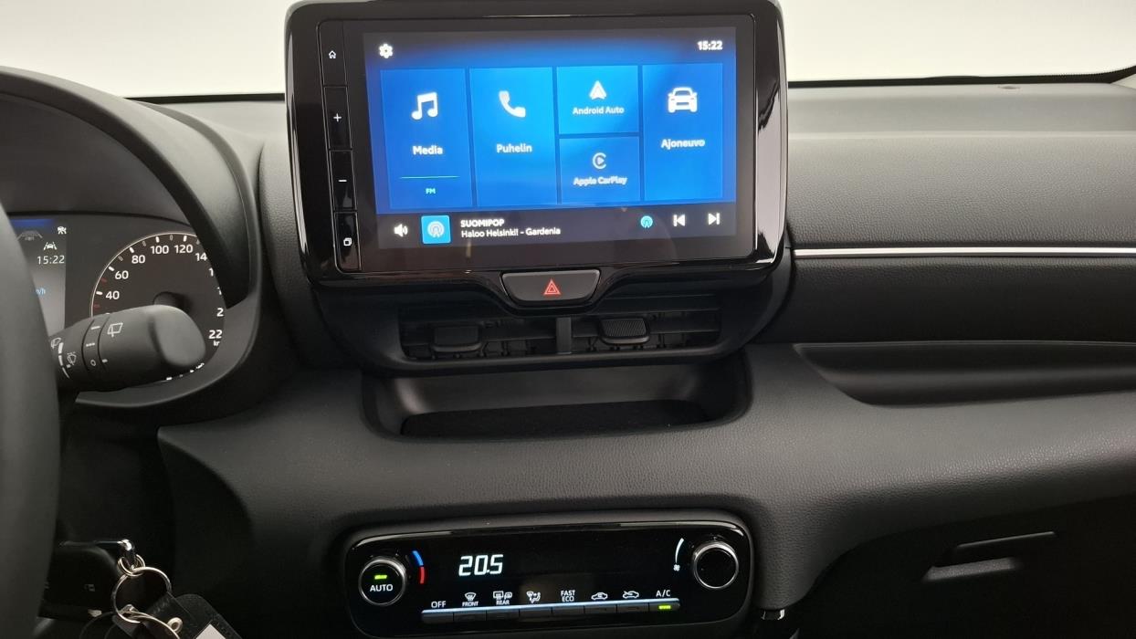 TOYOTA Yaris 2024