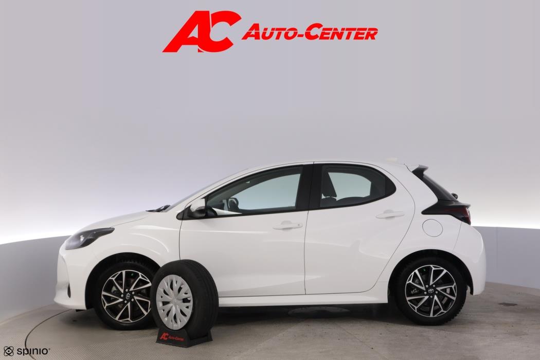 TOYOTA Yaris 2024