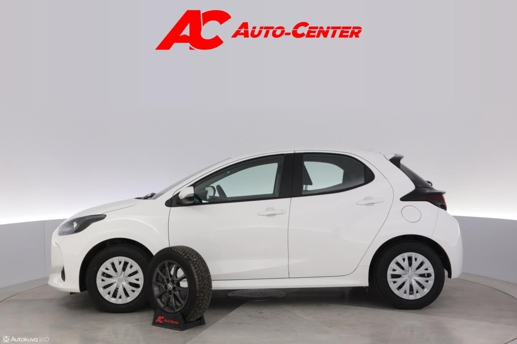TOYOTA Yaris 2024
