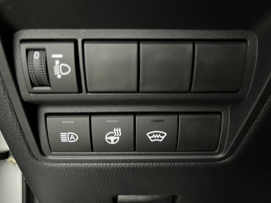 TOYOTA Yaris Cross 2025