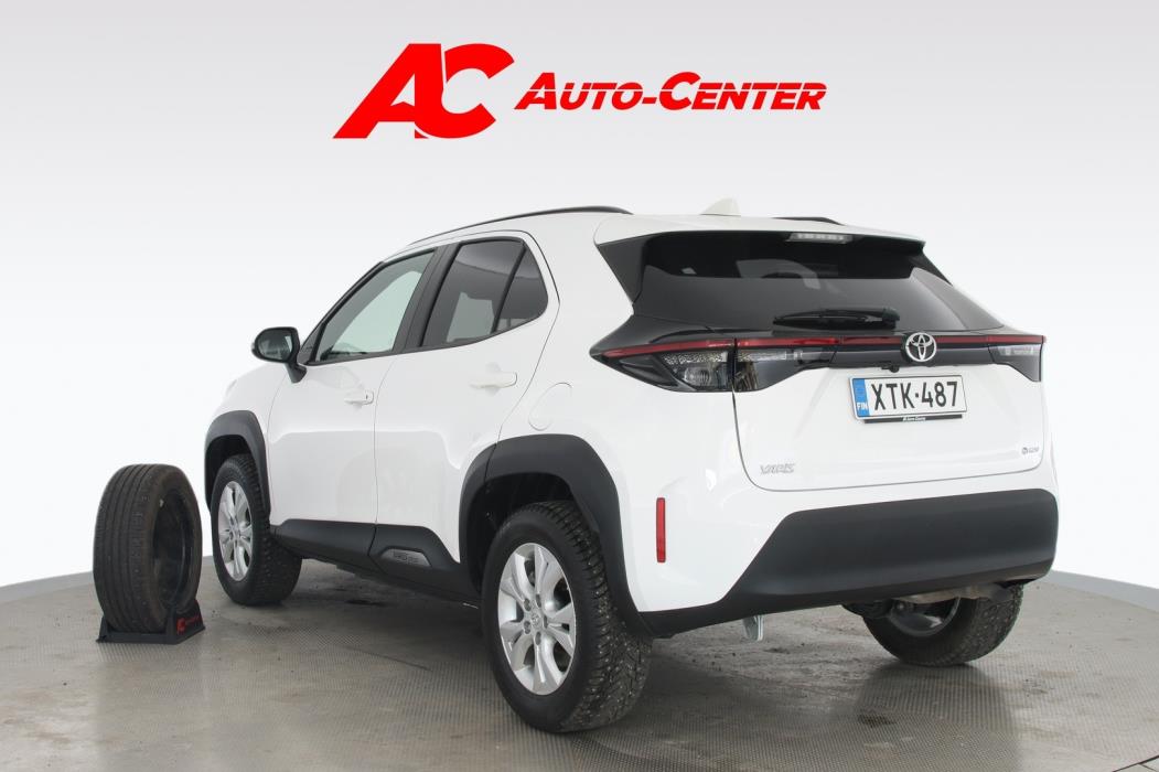 TOYOTA Yaris Cross 2025