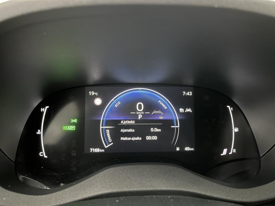 TOYOTA Yaris Cross 2025
