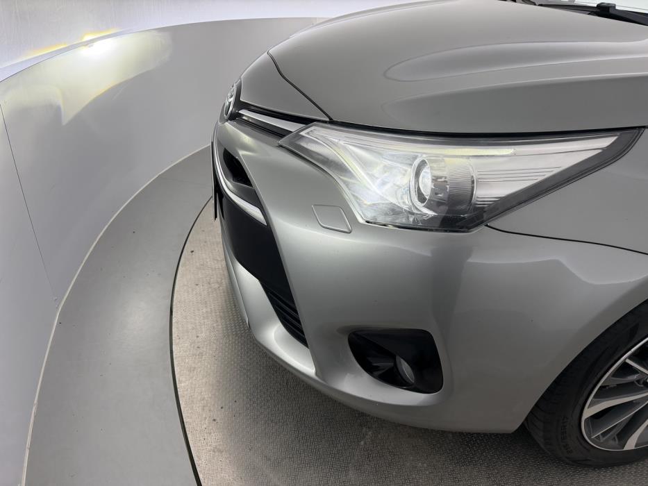 TOYOTA Avensis 2016