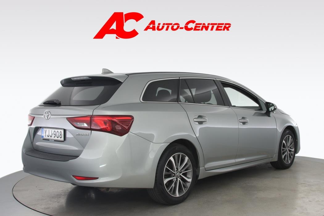 TOYOTA Avensis 2016
