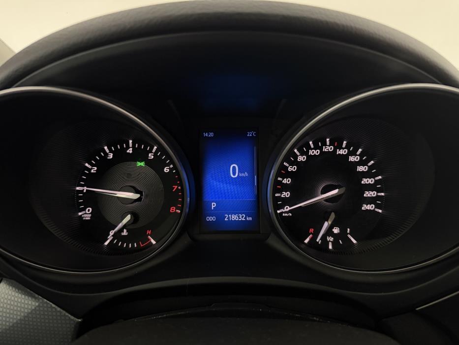TOYOTA Avensis 2016
