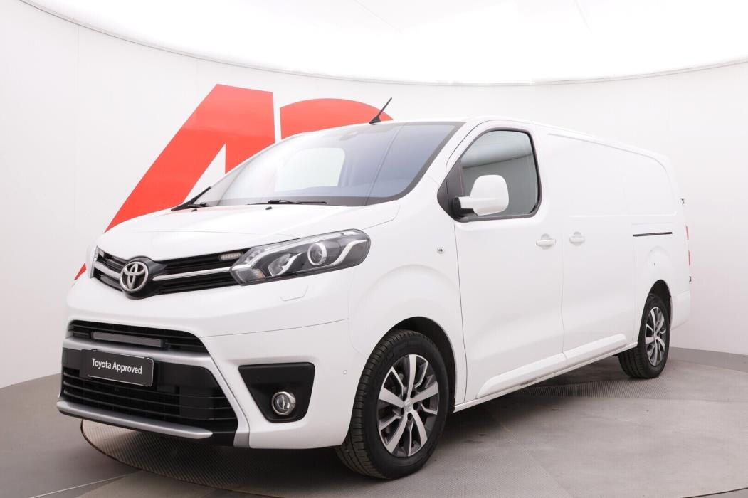 TOYOTA Proace 2022