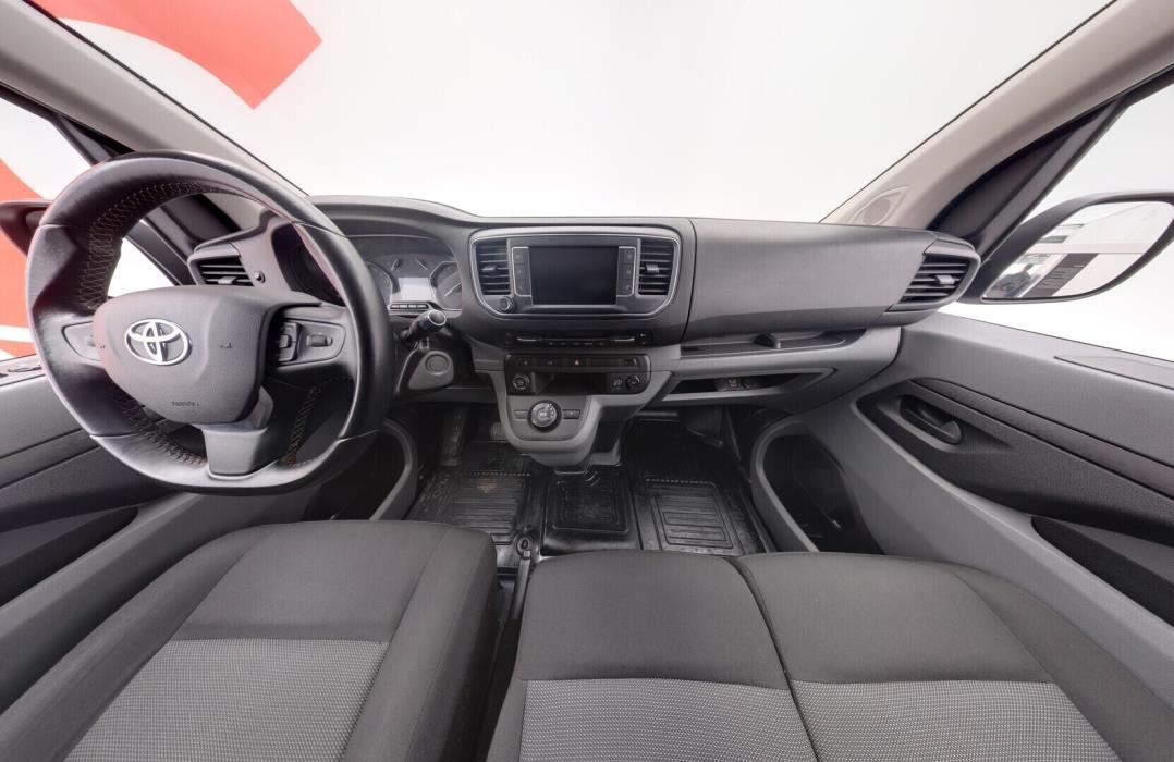 TOYOTA Proace 2022