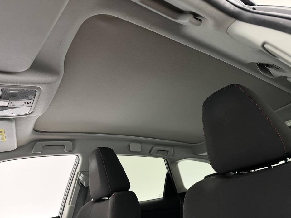 TOYOTA Auris 2013