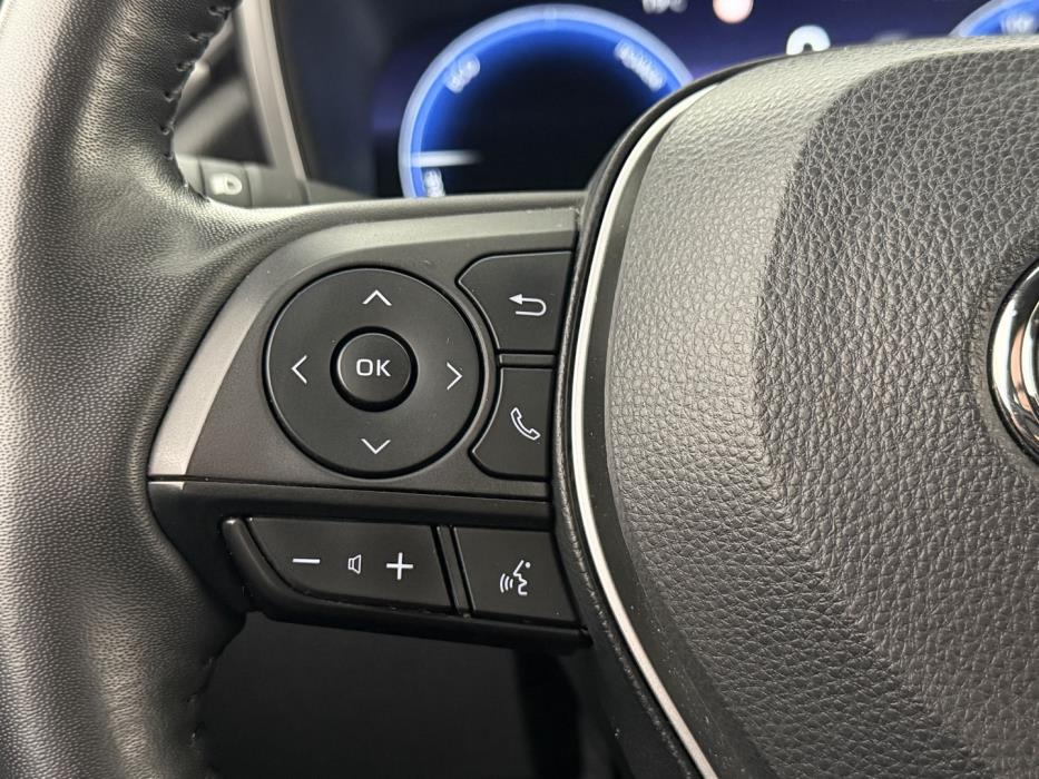 TOYOTA Corolla Cross 2024