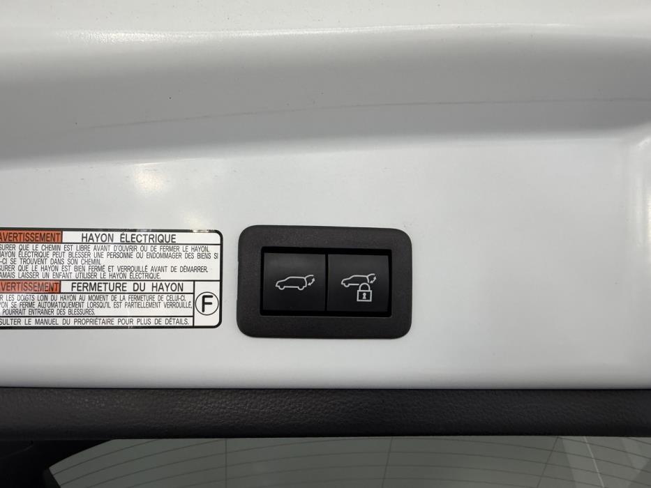 TOYOTA Corolla Cross 2024