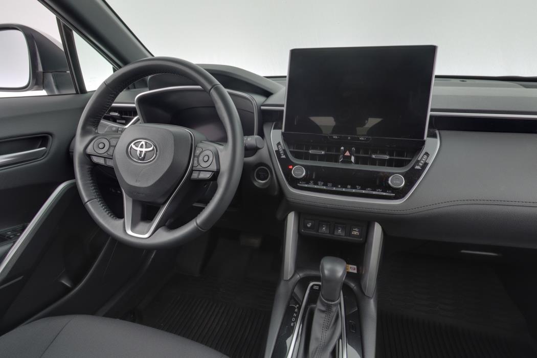 TOYOTA Corolla Cross 2024