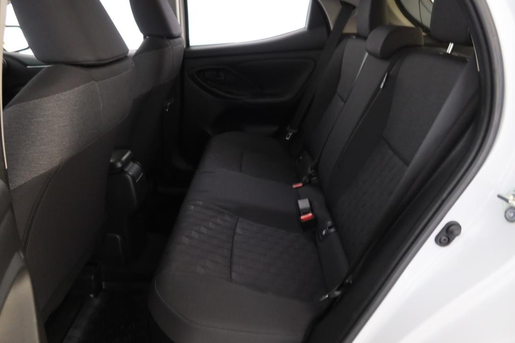 TOYOTA Yaris 2024