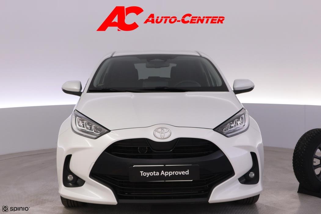 TOYOTA Yaris 2024