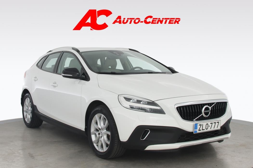 VOLVO V40 Cross Country 2017