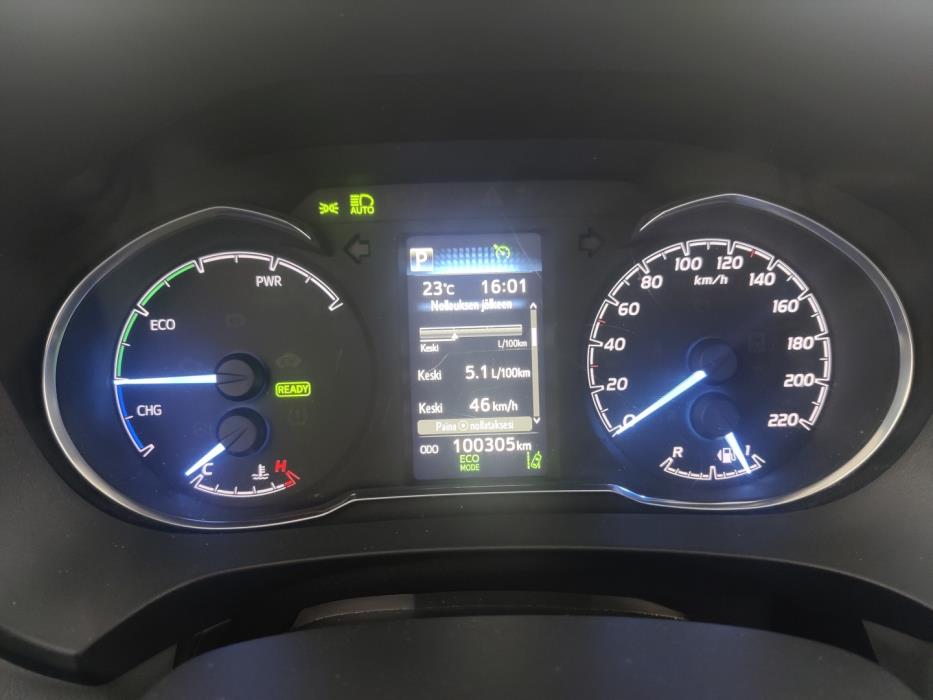 TOYOTA Yaris 2018